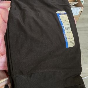 Black Plus Size Fitted Leggings